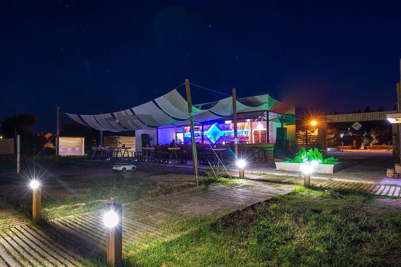 Finata Studios (Adults Only) Kávos Exteriör bild